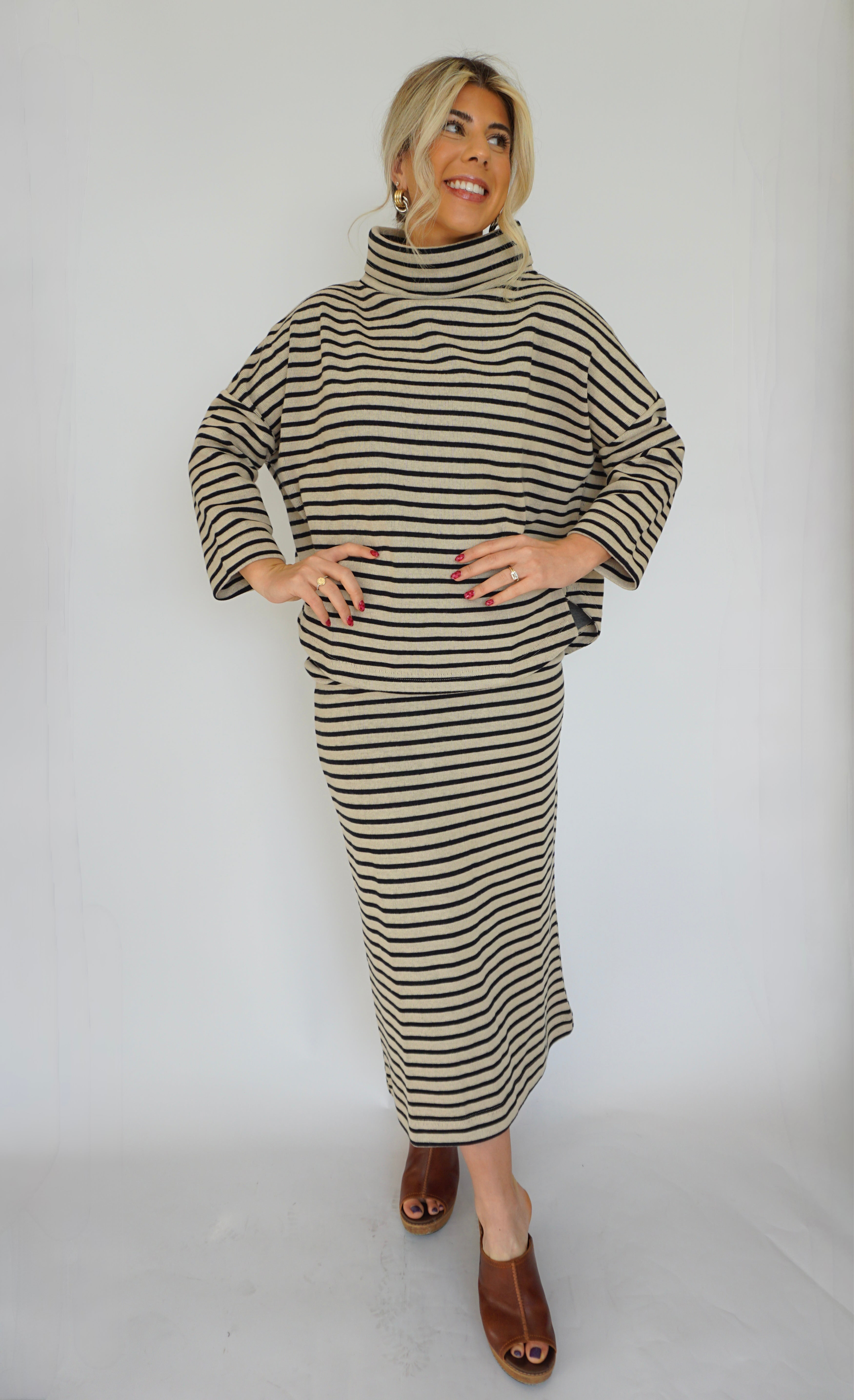 Hearthside Stripe Set Top