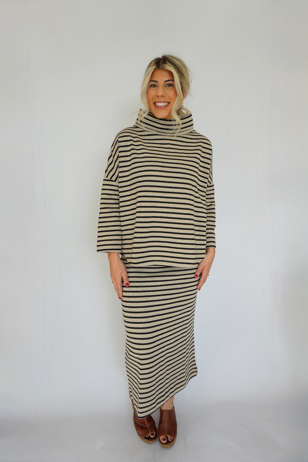 Hearthside Stripe Set Top