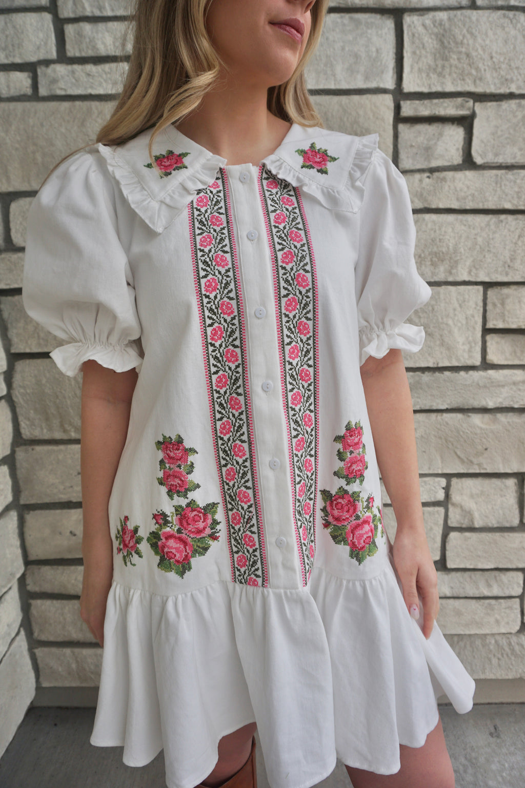 Rosy Cottage Mini